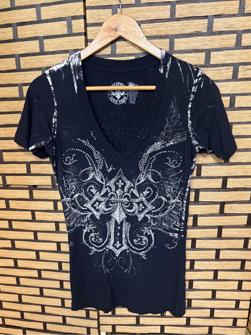 Affliction Black Rhinestone v neck tee size small